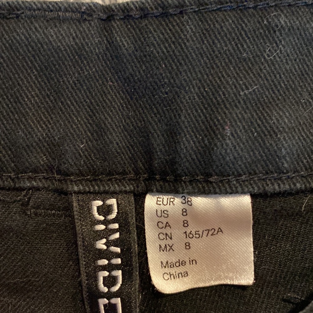 H&M - Picture 3 of 3